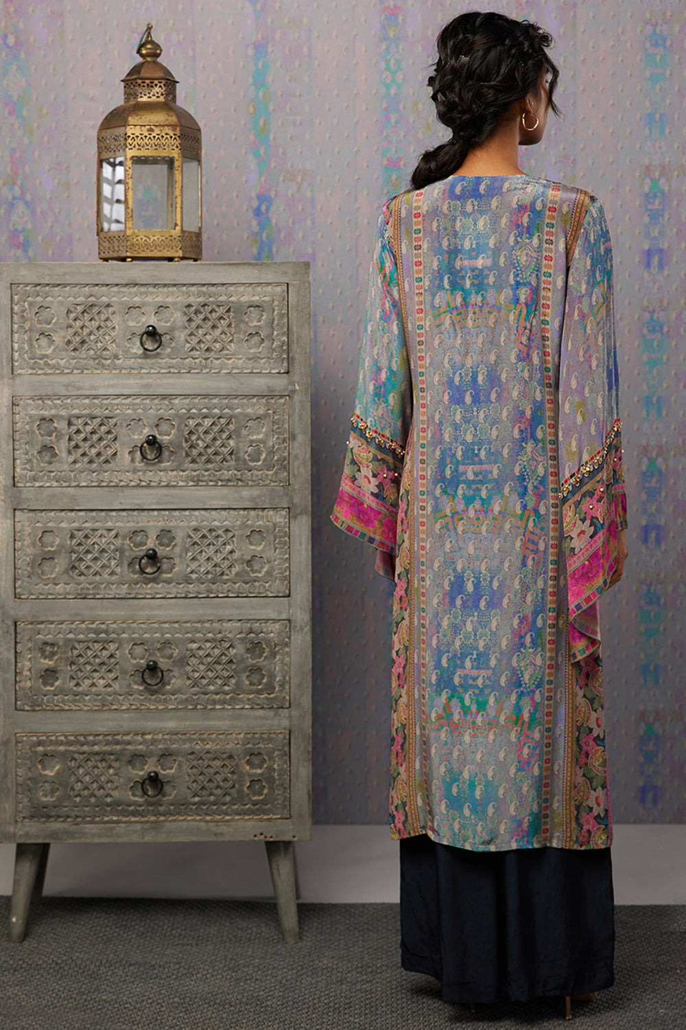 Ikaya Embroidered Kurta Set