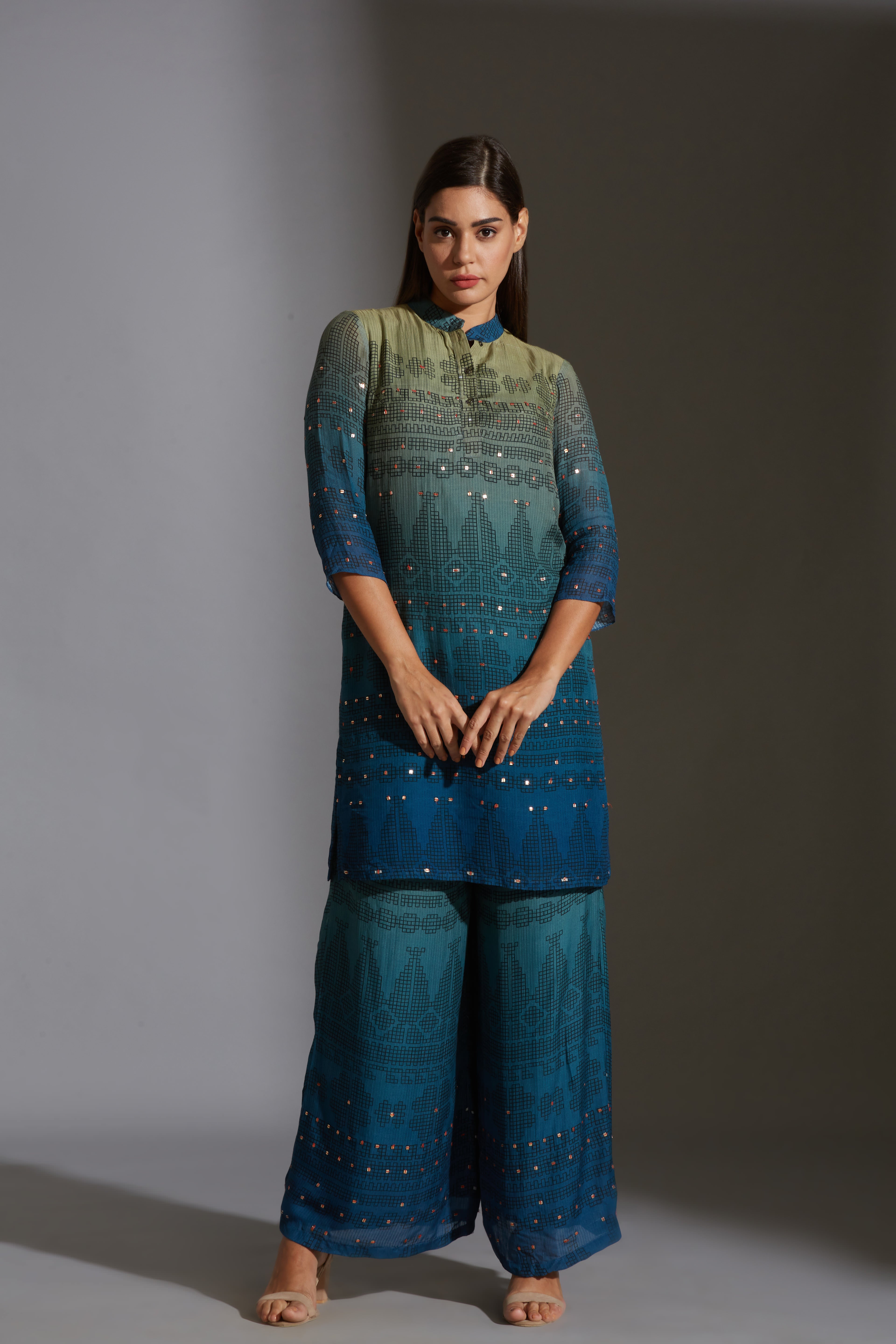 Rangrez Ombre Geometrical Kurta Set