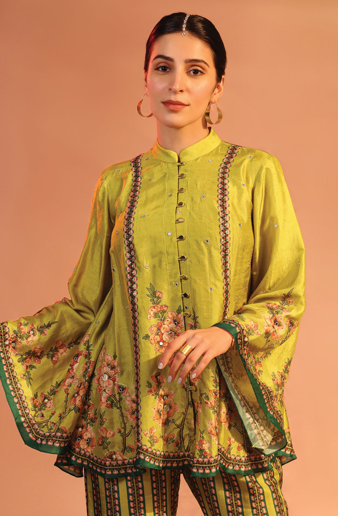 Tamaya Embroidered Kurta Set