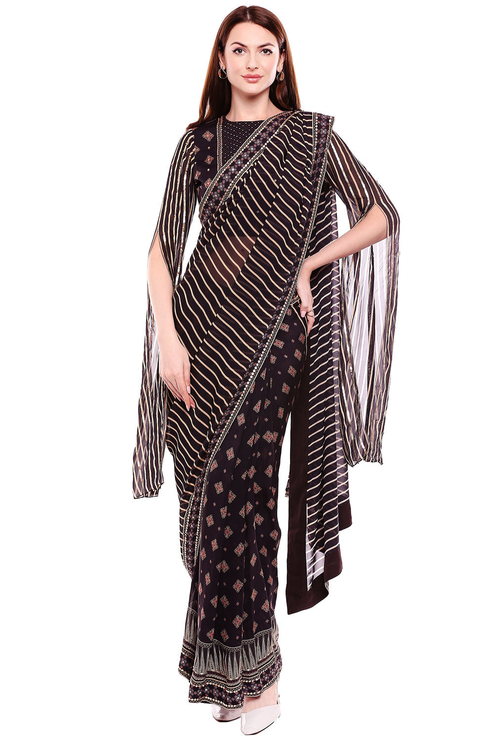 Afreen Printed Saree With Slit Sleeves Blouse